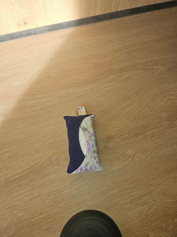 🤍 Porte-mouchoirs porte-clés – Pratique au quotidien 🤍