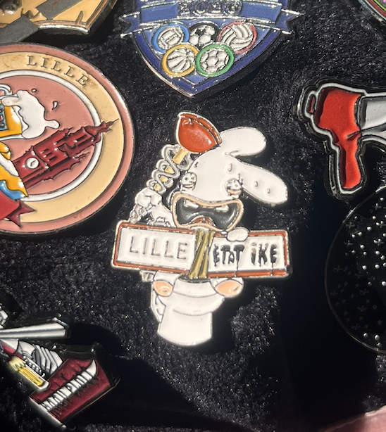 pins-lapin-cre-tin-standard.png