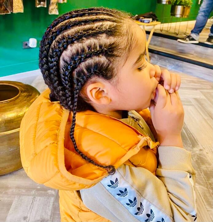 Black hair salon baids vlechten kinderen