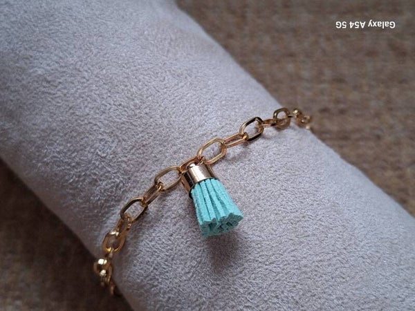 Super leuke armbandje met een kwastje