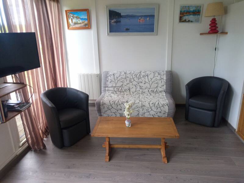 salon gite sologne interieur confortable le nid solognot