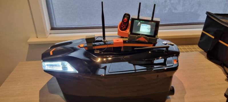 XR310,Toslon XR500,XR500 autopilot. Carp Pilot pro,onderwatercamera,Ultimate Stealth Cam Dubbele,Toslon,TF520,Ultimate Stealth cam,voerboten,baitboats,visvinder,fishfinder,visvinders,Toslon TF740,karper,Raymarine pro5,3DCarps ,voerboot,xr500