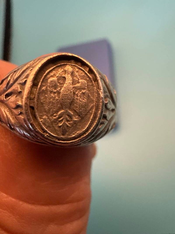 Polish WWII Patriotic Signet Ring — Classic Eagle Medallion, Silver