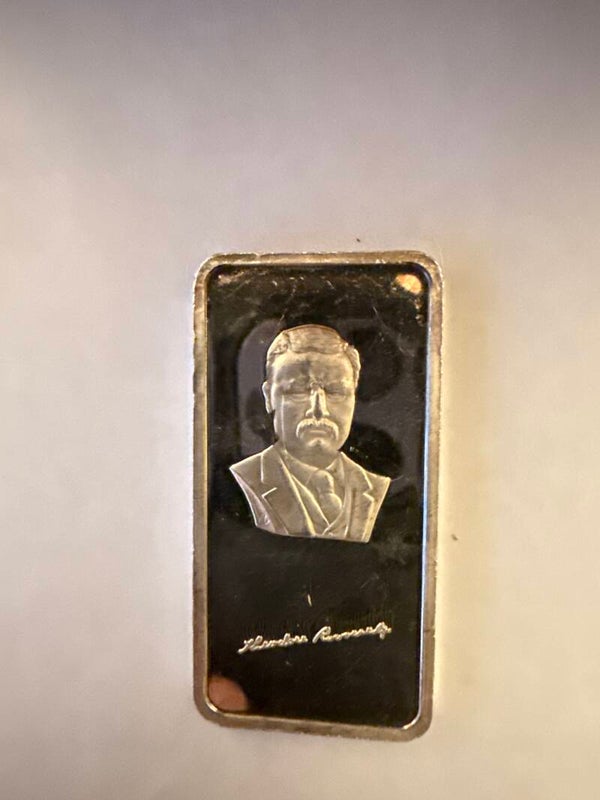 Hamilton Mint Theodore Roosevelt 1 oz Silver Art Bar — .999 Fine