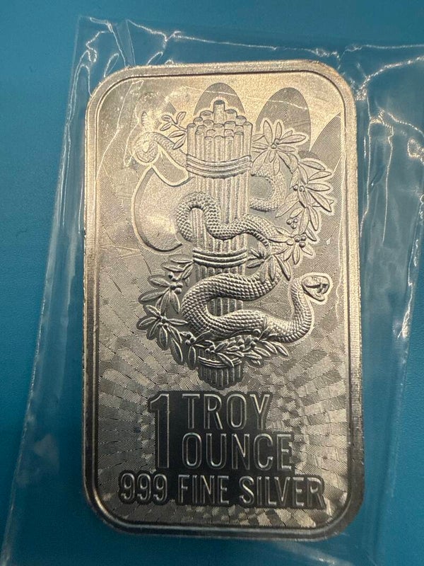 USA — E Pluribus Unum, Liberty 1 oz Silver Bar, .999 Fine