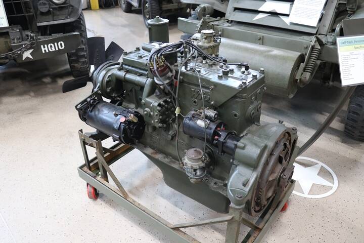 160ax-engine-oshkoshmilitarymuseum-2019-107w-2-standard.jpg
