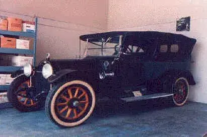 1917-abbott-detroit-touring-abbott-detroit-motor-car-co-detroit-michigan-1909-1917-standard.webp