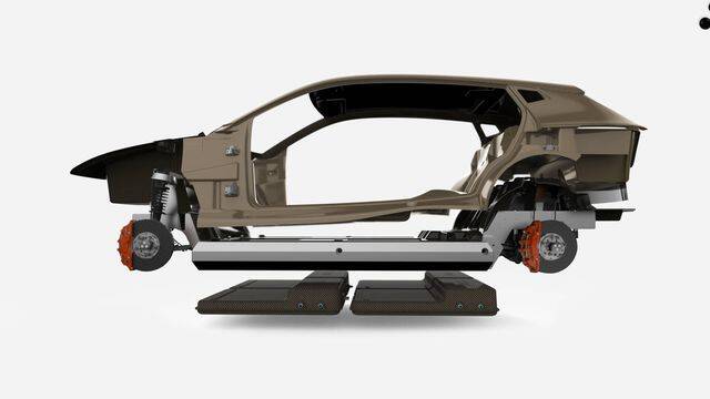 Los packs de baterías van en el suelo, y podemos elegir el número, hasta un máximo de cuatro.