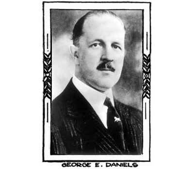 George Emory Daniels (1875–1954) dirigió Cartercar de 1909 a 1912