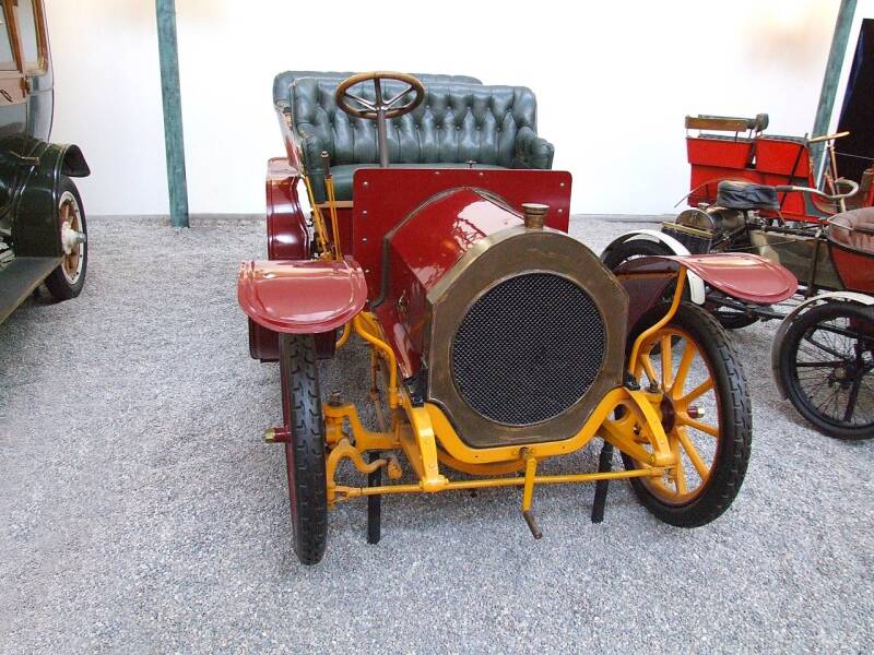 Gladiator Double Phaeton de 1907, 2 cilindros, 2.423 cc, 12 CV, 45 km/h, en la Cité de l'Automobile – Musée National – Collection Schlumpf, Mulhouse , Francia