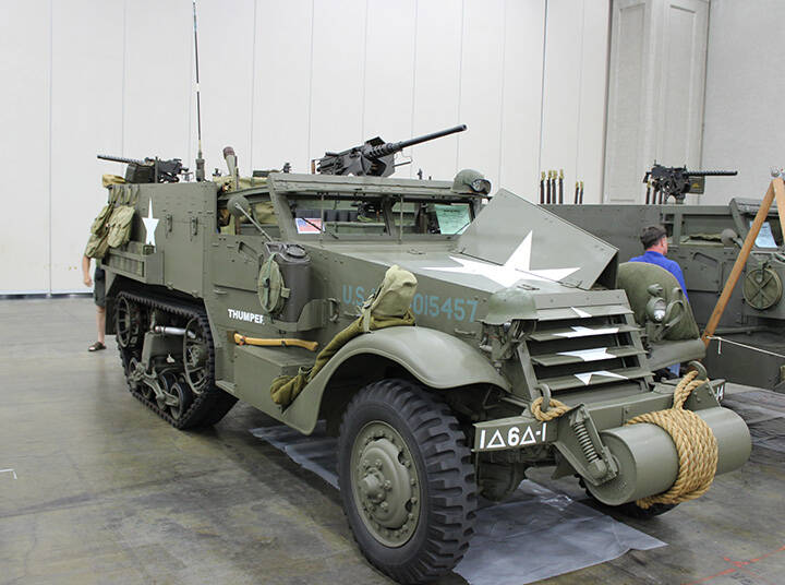 portamortero White M4A1 de 81 mm de 1942