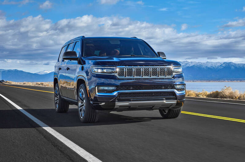 jeep-grand-wagoneer-2022-standard.jpg