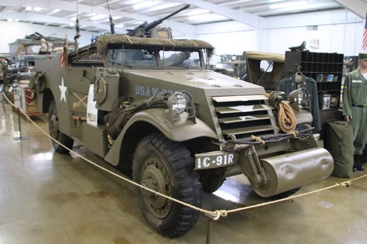 ehículos de reconocimiento M3A1: