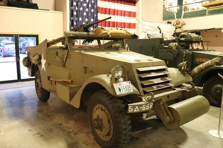 Vehículo de reconocimiento M3A1