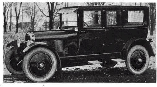 Maibohm Model B Sedan (1922).