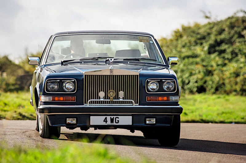 rolls-royce-camargue-standard.jpg