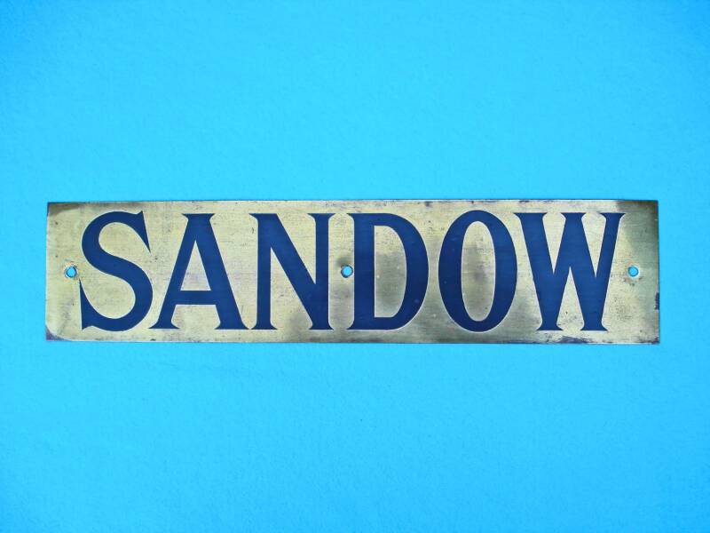 sandow-dsc09488-standard.jpg