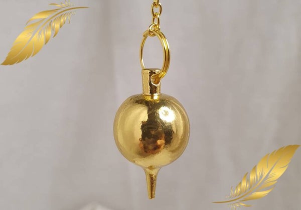 Pendule Lusy Doré & 7 Chakras - Équilibre et Clarté Intuitive