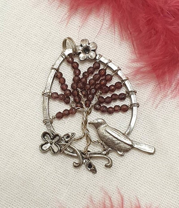 Pendentif Arbre de vie & Oiseau - Grenat - Vitalité, équilibre et liberté intérieure