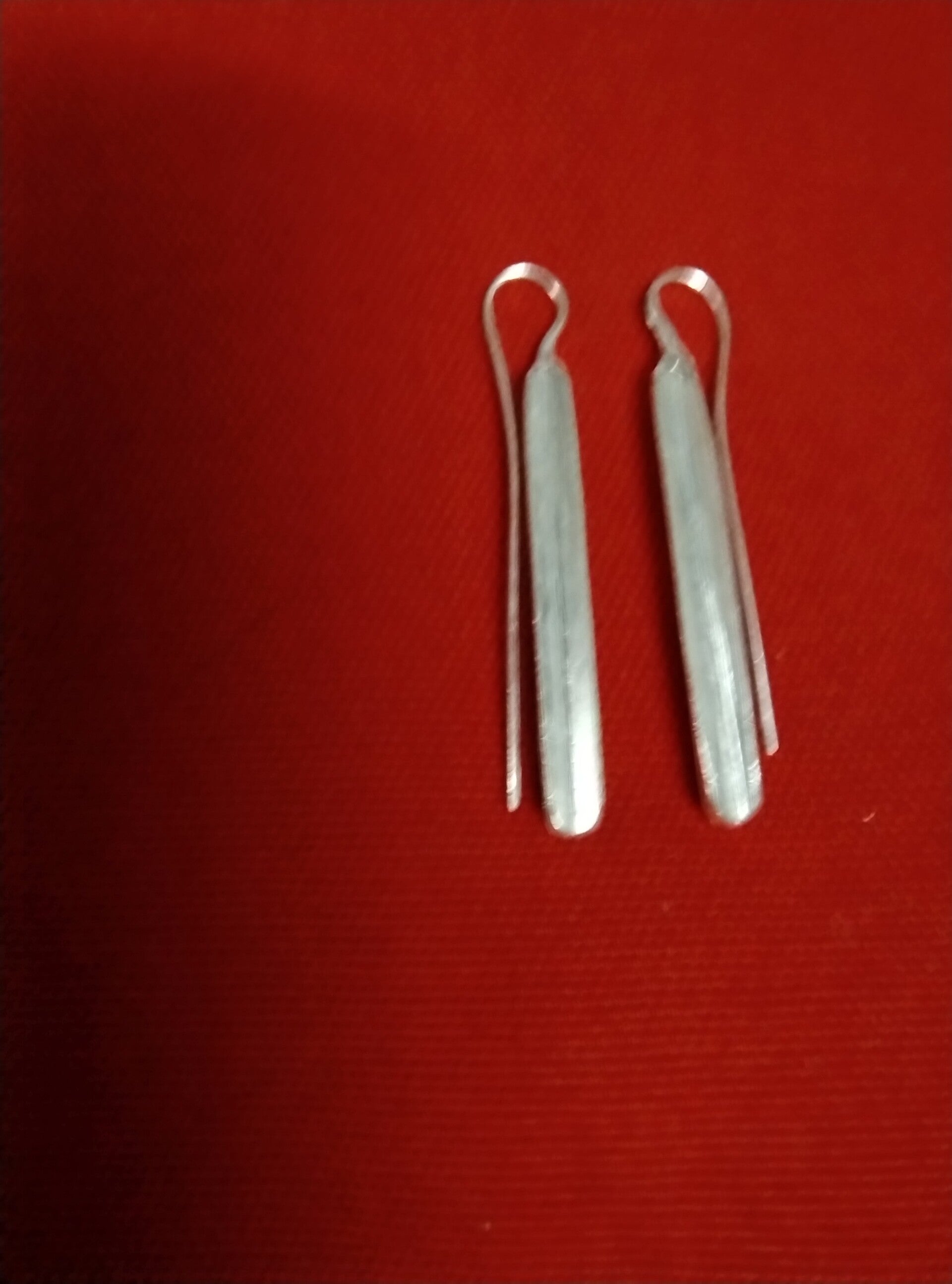 BOUCLES D'OREILLES EN BRONZE PLAQUE EN ARGENT