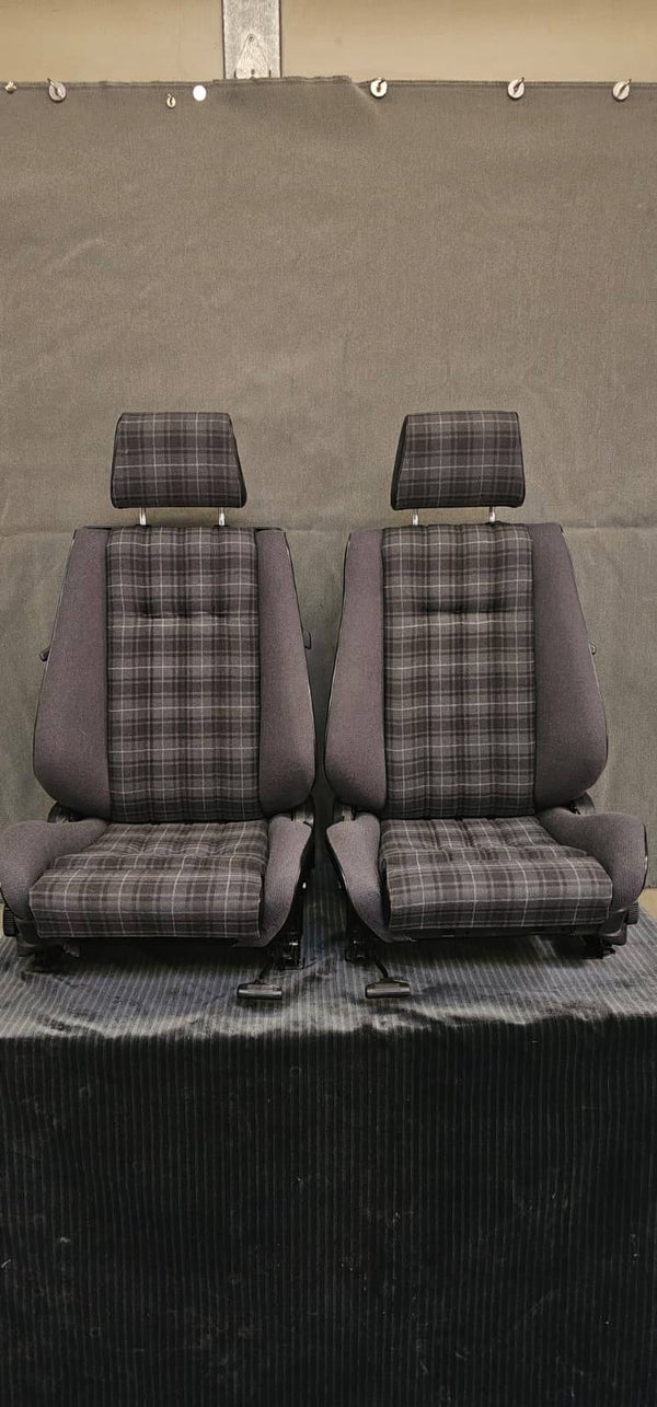 BMW E30 Sportseat upholstery (0379 for example)