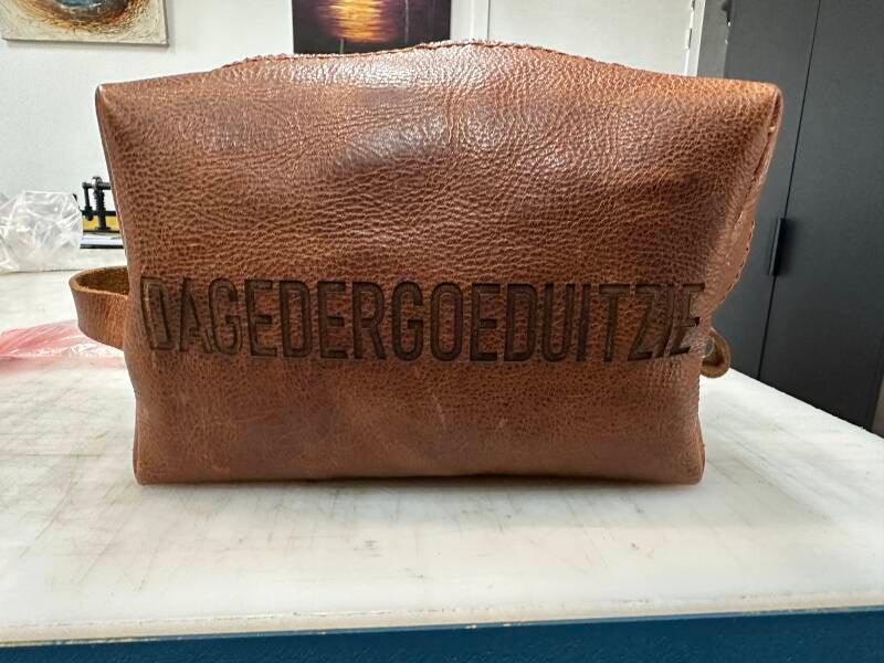 eendaagse-workshop-toilettas-met-lasergravure.jpg