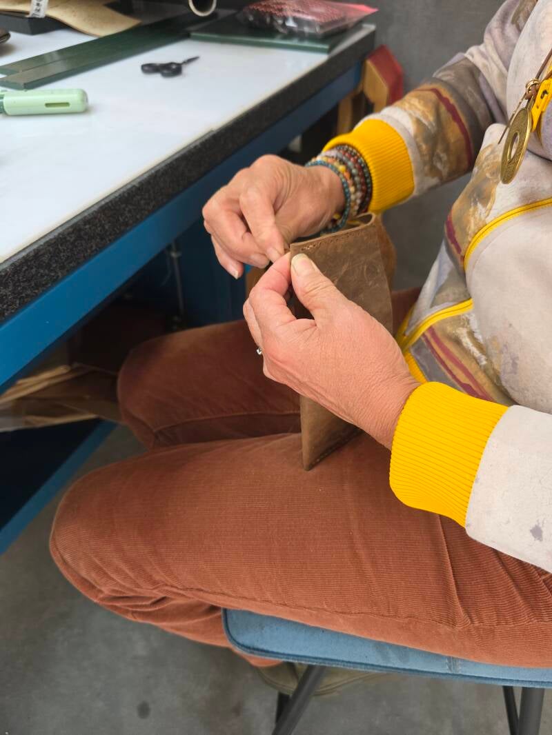 workshop-lederen-pennenzak-maken-naaien-standard.jpg
