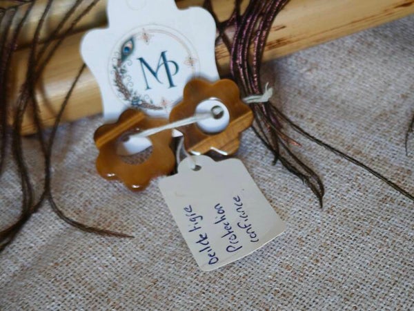 Fleur de Courage – Pampille Fleur en Œil de Tigre