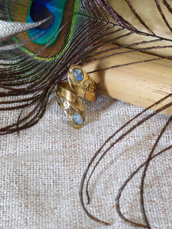 Brume Céleste – Bague Labradorite aux Reflets Bleu Argenté