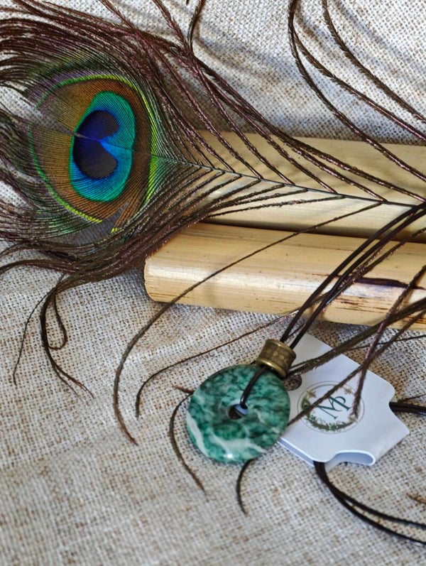 Cercle des Origines – Collier Donut en Serpentine & Perle Tibétaine
