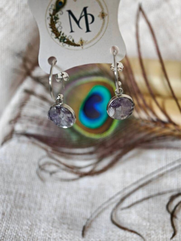 Éclats de Sérénité – Boucles d'Oreilles Résine & Améthyste