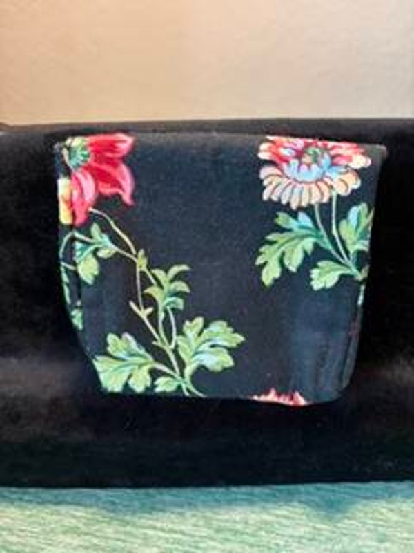 Black Floral Coin Purse