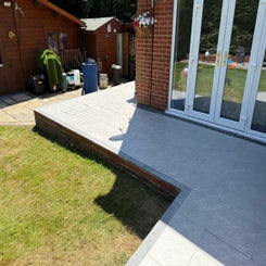 4bd9f099-2aa4-4284-babc-a6430ee6adee-standard.jpg