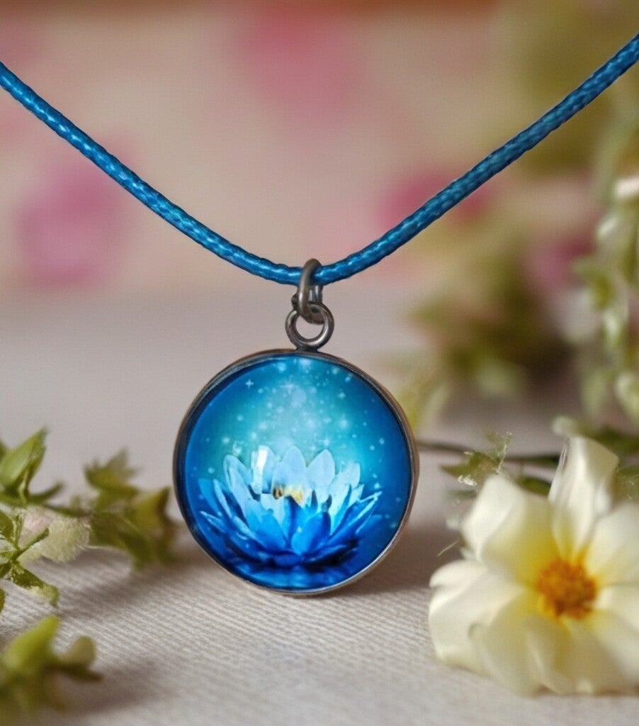 Cabochonkette Lotusblume