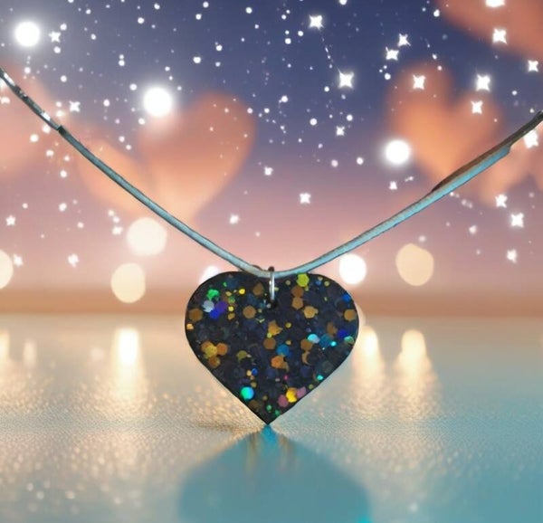 Kette Herz dunkel mit Glitzer