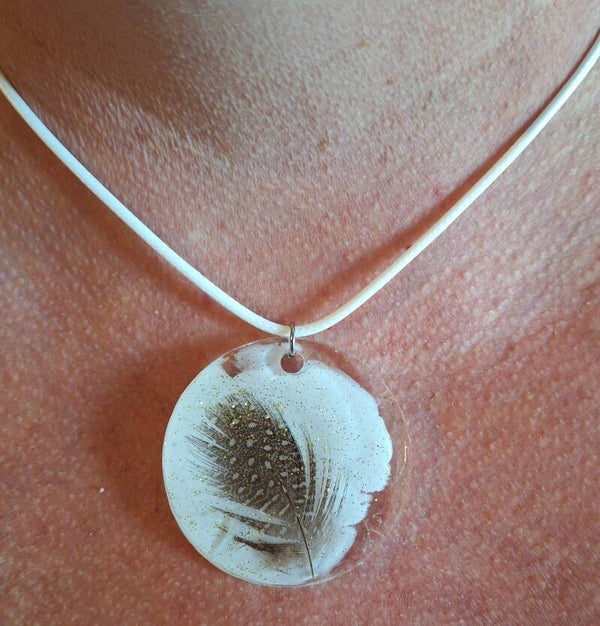Kette mit echter Feder