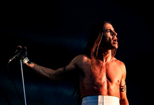 Red Hot Chili Peppers 8