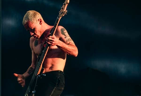 Red Hot Chili Peppers 9