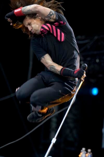 Red Hot Chili Peppers 19