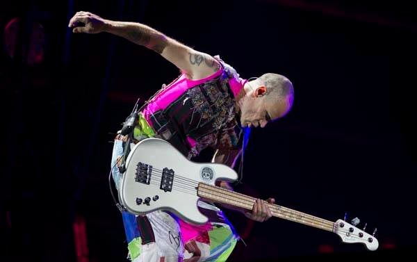 Red Hot Chili Peppers 20