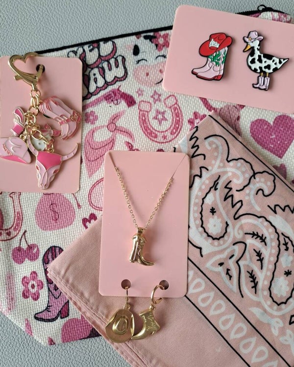 Preppy cowgirl vibes