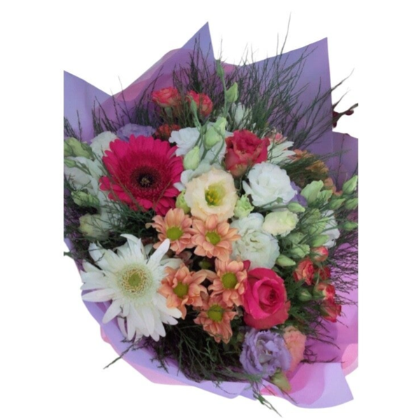 Bouquet with pink flowers size 2