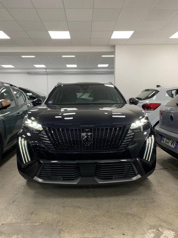 Peugeot 2008 GT 1.2 136cv Mild hybride