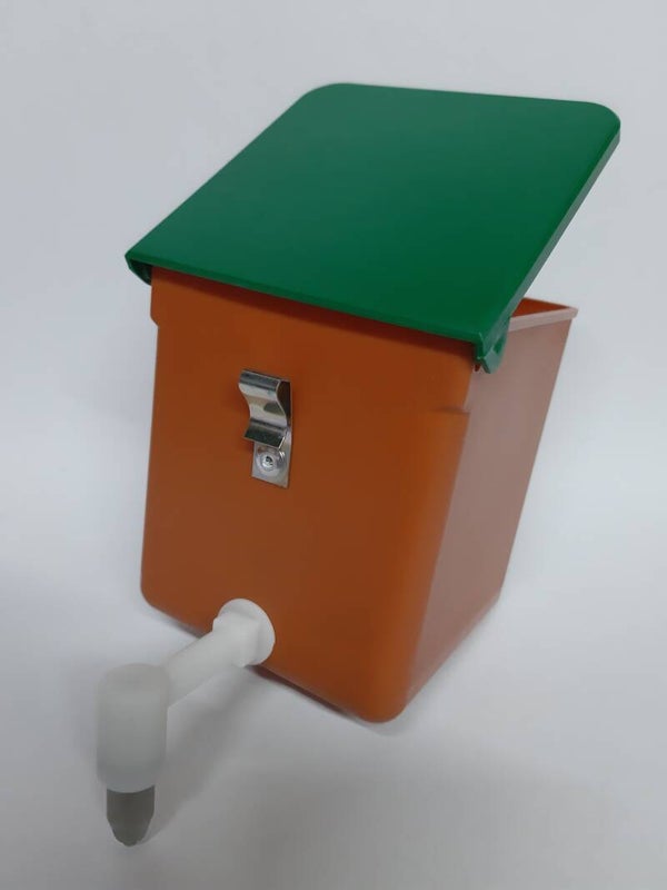 Kaninchentränke 1/2 Liter Braun
