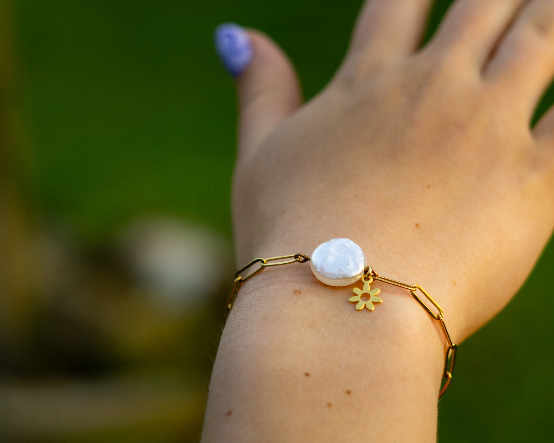 Flowerstone bracelet