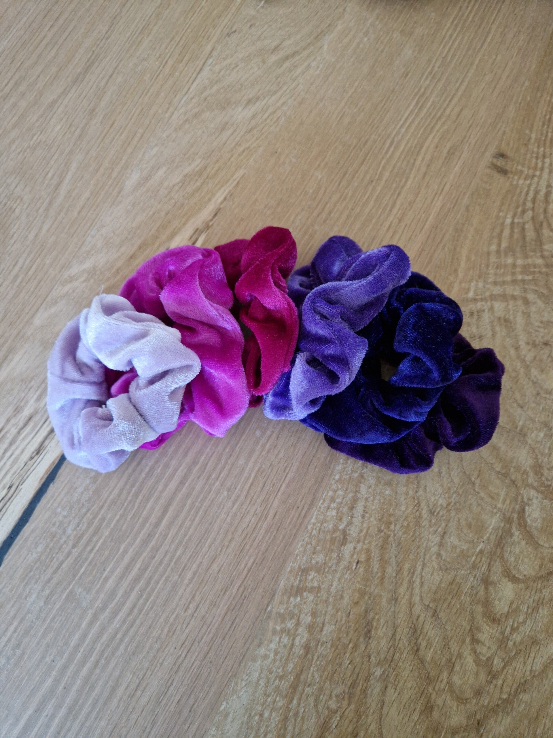 Scrunchies fluweel PAARS tinten