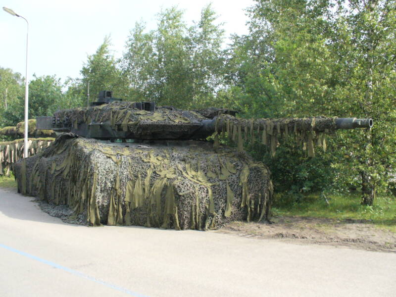 leopard-2a6-nederland-geen-kenteken-141-standard.jpg