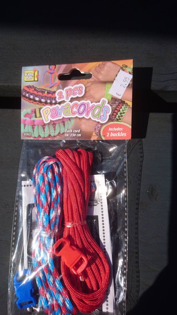 Knopen is Hot!! Paracord III