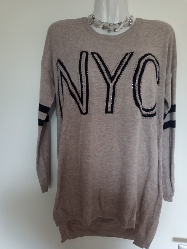 NYC Voyelles Fashion L