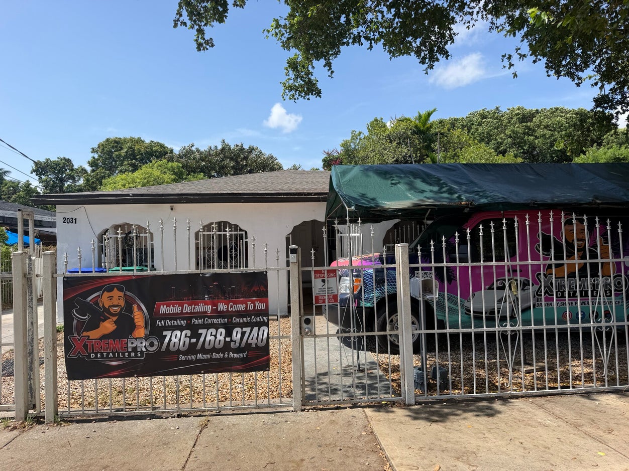 Xtreme Pro Detailers branded mobile detailing van in Miami